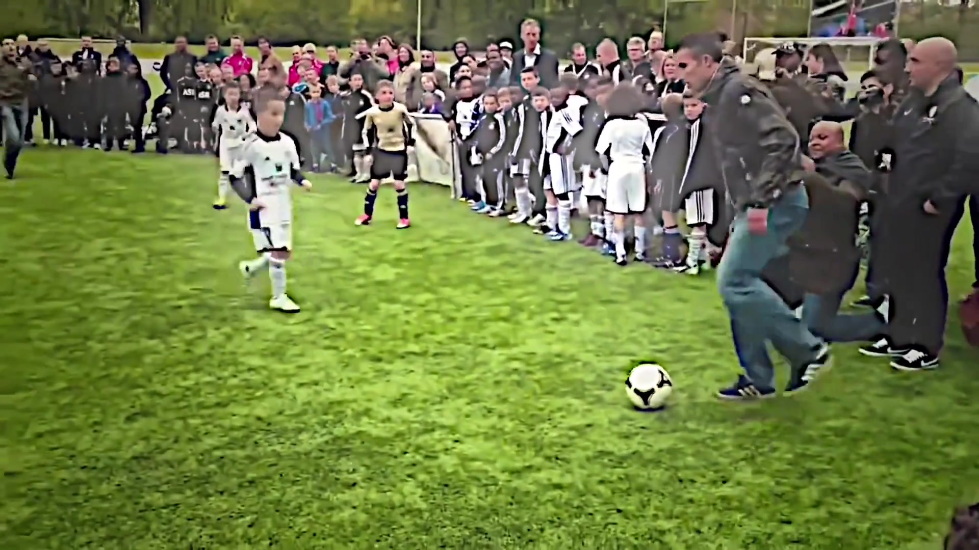 小孩退役老头欺我小无力